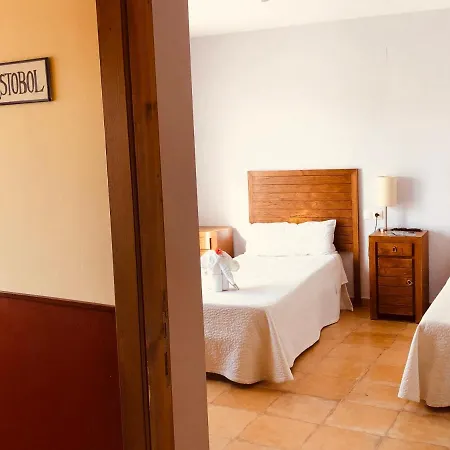 Hostel Cerollera La Cerollera