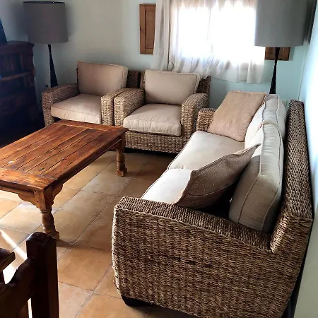 Hostel Cerollera